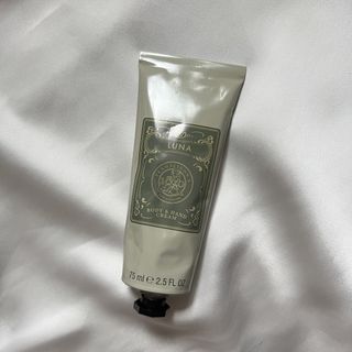 （分類：）位於 。 由 stylingstuffs 提交（商品編號 1437847254，圖片 1）。簡介： 。