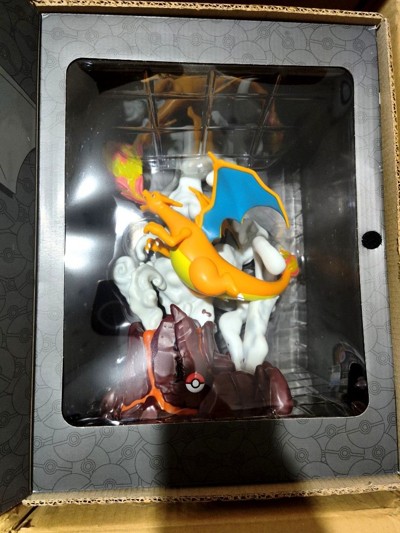 Pokémon Charizard Deluxe Collector Statue (Category: Figurines & Statues) located in Manila. Submitted by daily.tipid (Listing ID 1437794195, Image 2). Description: Pokémon Charizard Deluxe Collector Statue 13 inch with light up function 3,899 LBC,jnt or lalamove 💳 Flexible payment terms / installment available 🔁 We also accept trade-ins for Pokémon Slabs, LEGO, Hot Toys, P.O.P Maximum or Nendoroids 💬 Prices are ALSO negotiable WITHIN REASONAB