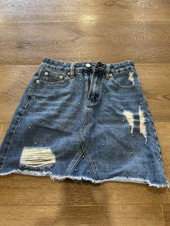 (Category: ) located in . Submitted by latteintherain (Listing ID 1437919549, Image 1). Description: .