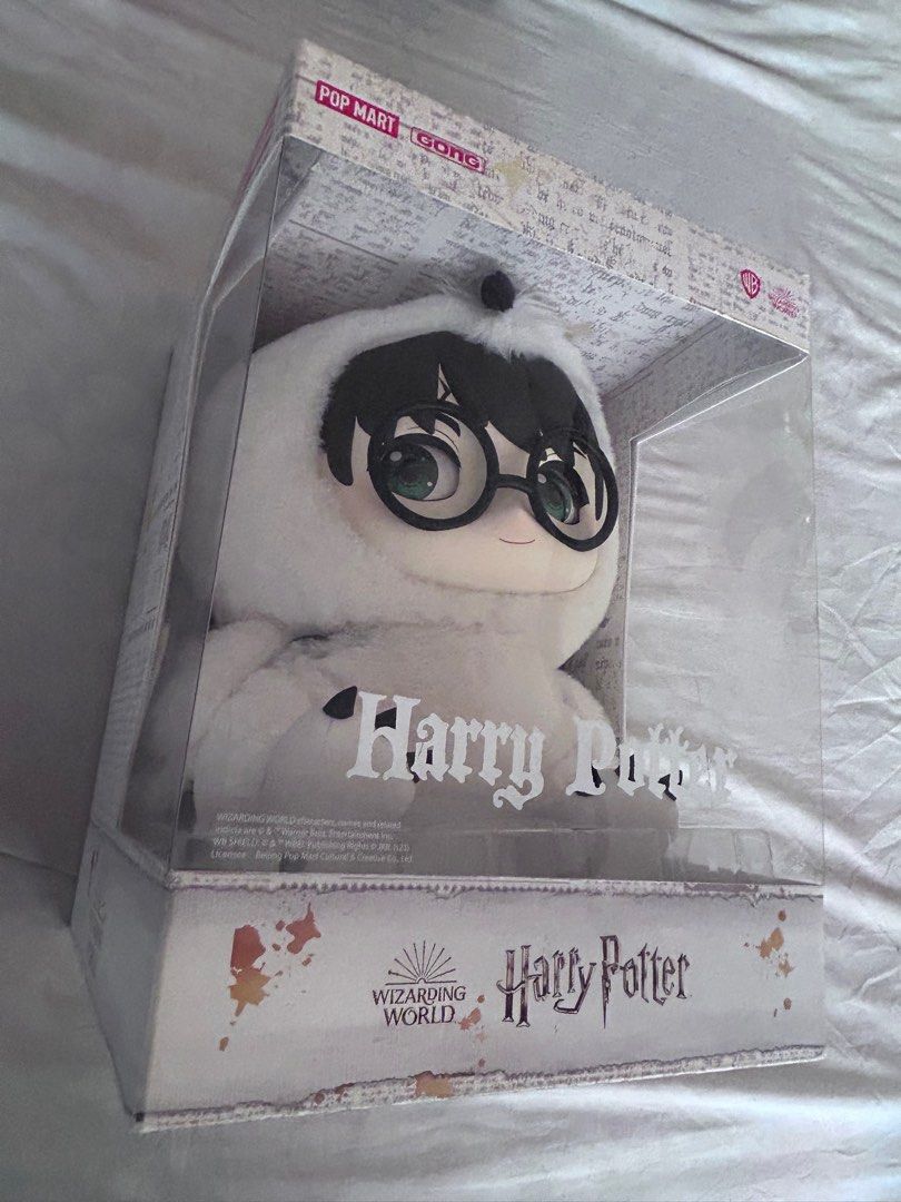 POP MART Harry Potter Plush Toy (Category: Designer & Blind Box Toys) located in Caloocan City. Submitted by dnl.krlo (Listing ID 1437843614, Image 3). Description: POP MART Wizarding World Harry Potter - Hedwig PVC Plush Doll - Includes original box and card. - Good as new (Took out of the box twice) - Ideal for Harry Potter fans. 📍Caloocan, Metro Manila Payment: Gcash/Maya Delivery: Lalamove/LBC.
