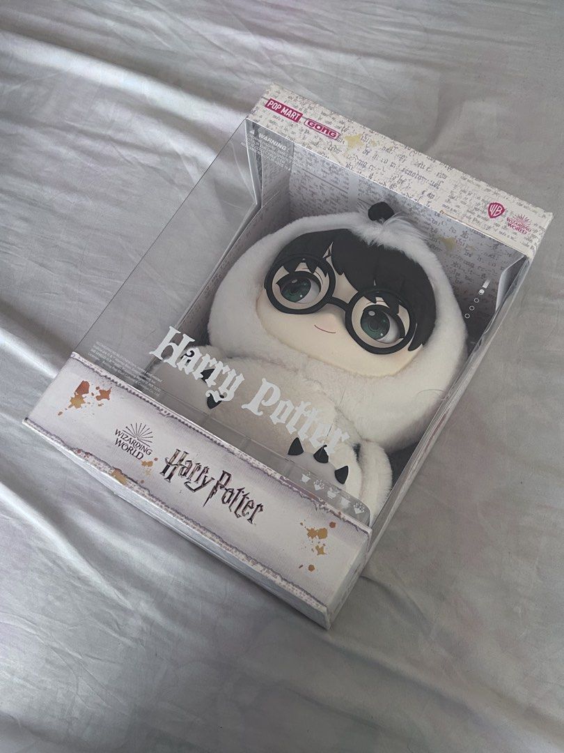 POP MART Harry Potter Plush Toy (Category: Designer & Blind Box Toys) located in Caloocan City. Submitted by dnl.krlo (Listing ID 1437843614, Image 1). Description: POP MART Wizarding World Harry Potter - Hedwig PVC Plush Doll - Includes original box and card. - Good as new (Took out of the box twice) - Ideal for Harry Potter fans. 📍Caloocan, Metro Manila Payment: Gcash/Maya Delivery: Lalamove/LBC.