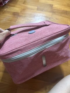 (Category: ) located in . Submitted by queenofthrift (Listing ID 1437805937, Image 1). Description: .