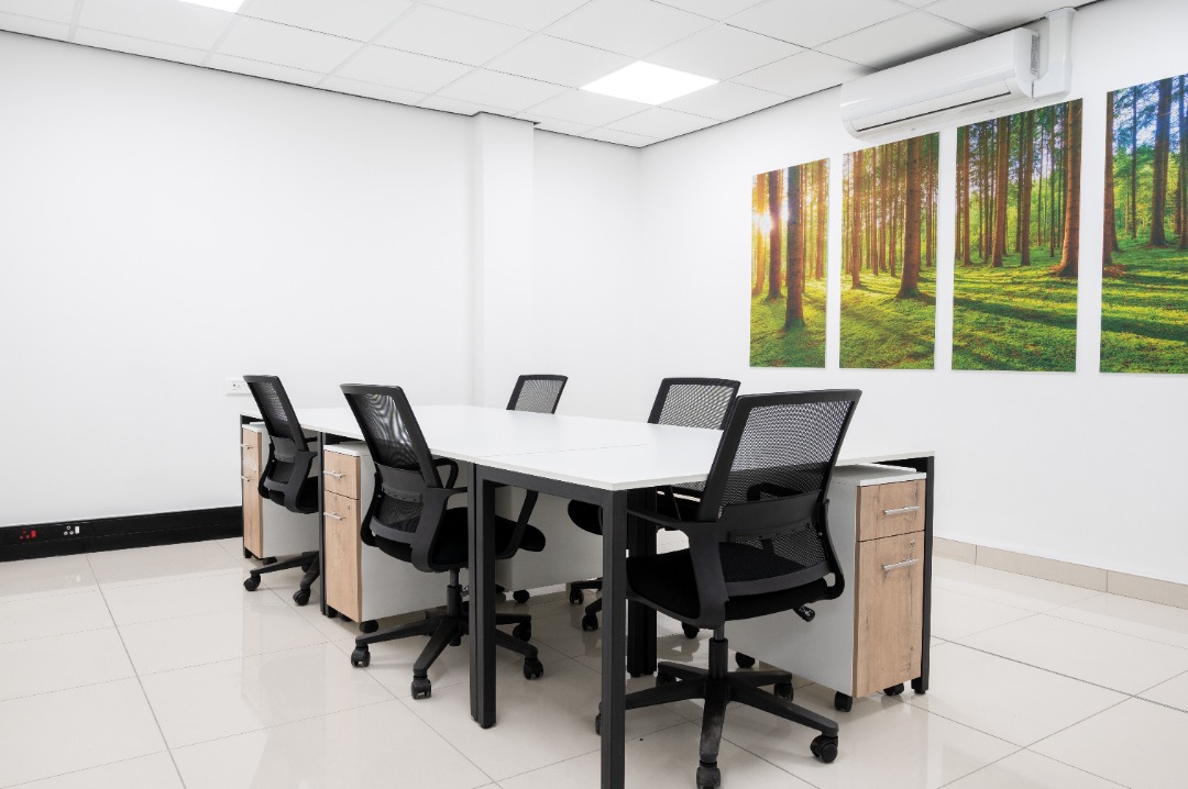 (Category: ) located in . Submitted by regus_official (Listing ID 1427352574, Image 1). Description: .