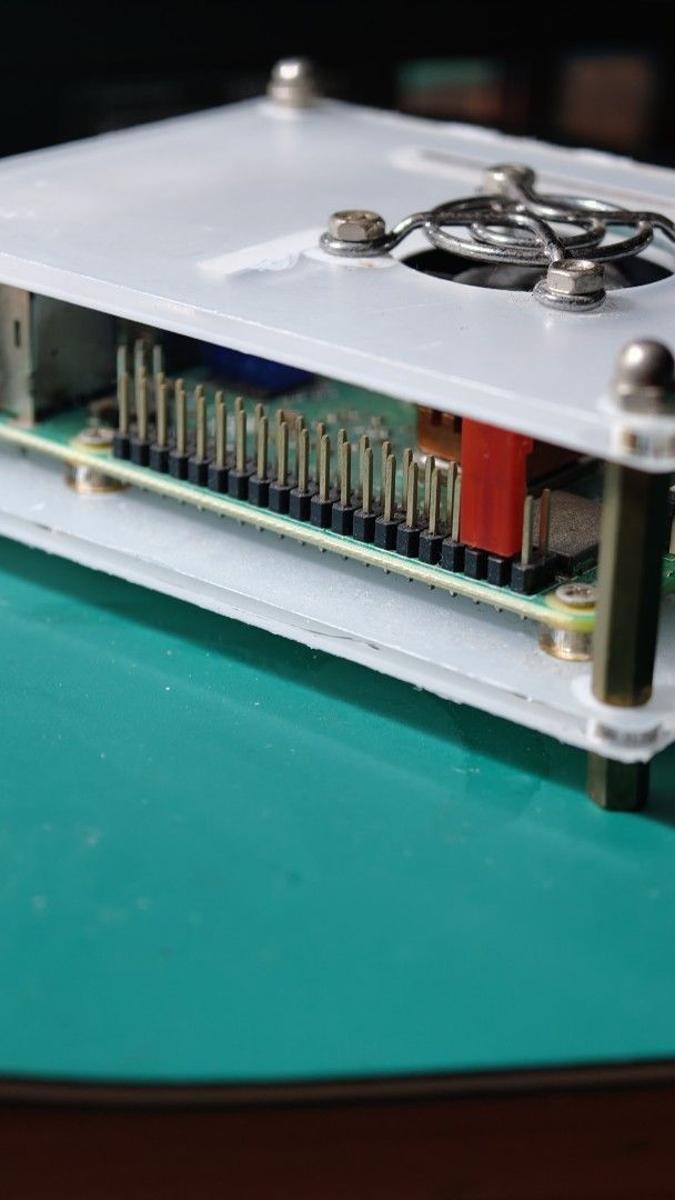 Raspberry Pi 3B+  Case with Fan453907094805555203