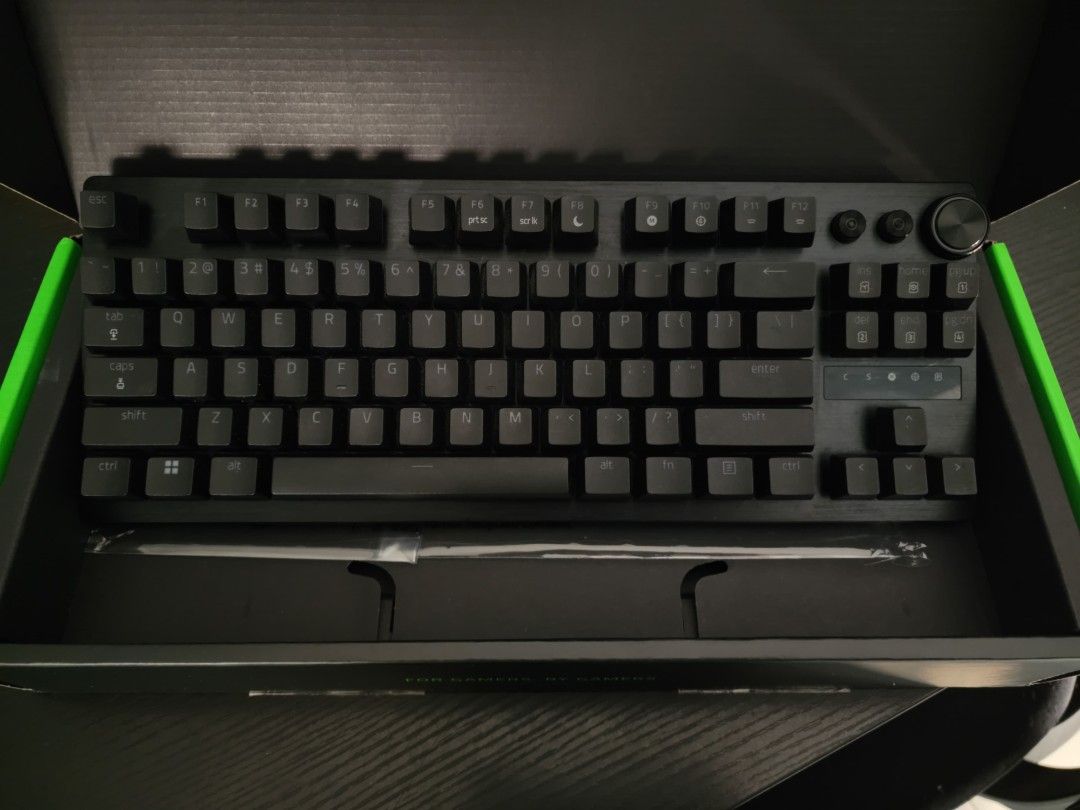 Razer Huntsman Pro V3 TKL Gaming Keyboard