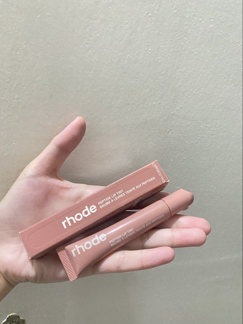RHODE Lip Peptide (Category: Makeup) located in Legazpi City. Submitted by ilysabby (Listing ID 1437842212, Image 2). Description: authentic .
