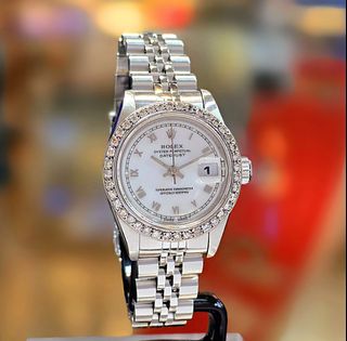 (Category: ) located in . Submitted by davidofftimepieces (Listing ID 1437874244, Image 1). Description: .