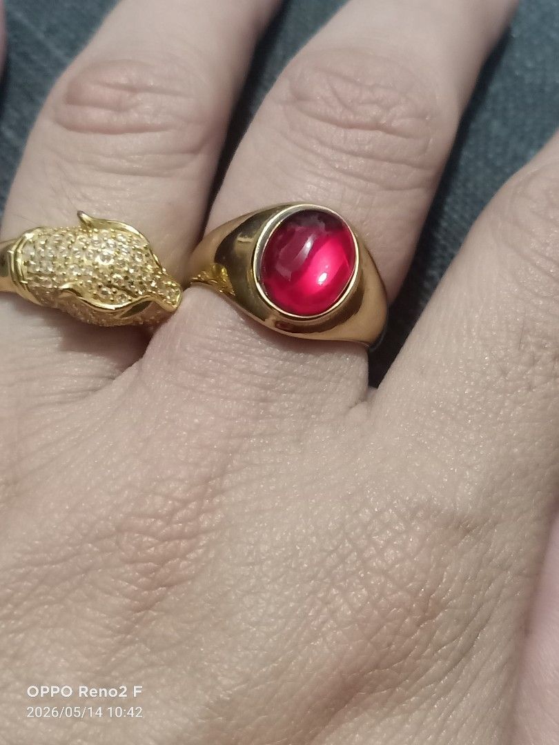 Ruby Ring (Category: Rings) located in Las Pinas. Submitted by chariepadilla (Listing ID 1437772756, Image 1). Description: Size 9.