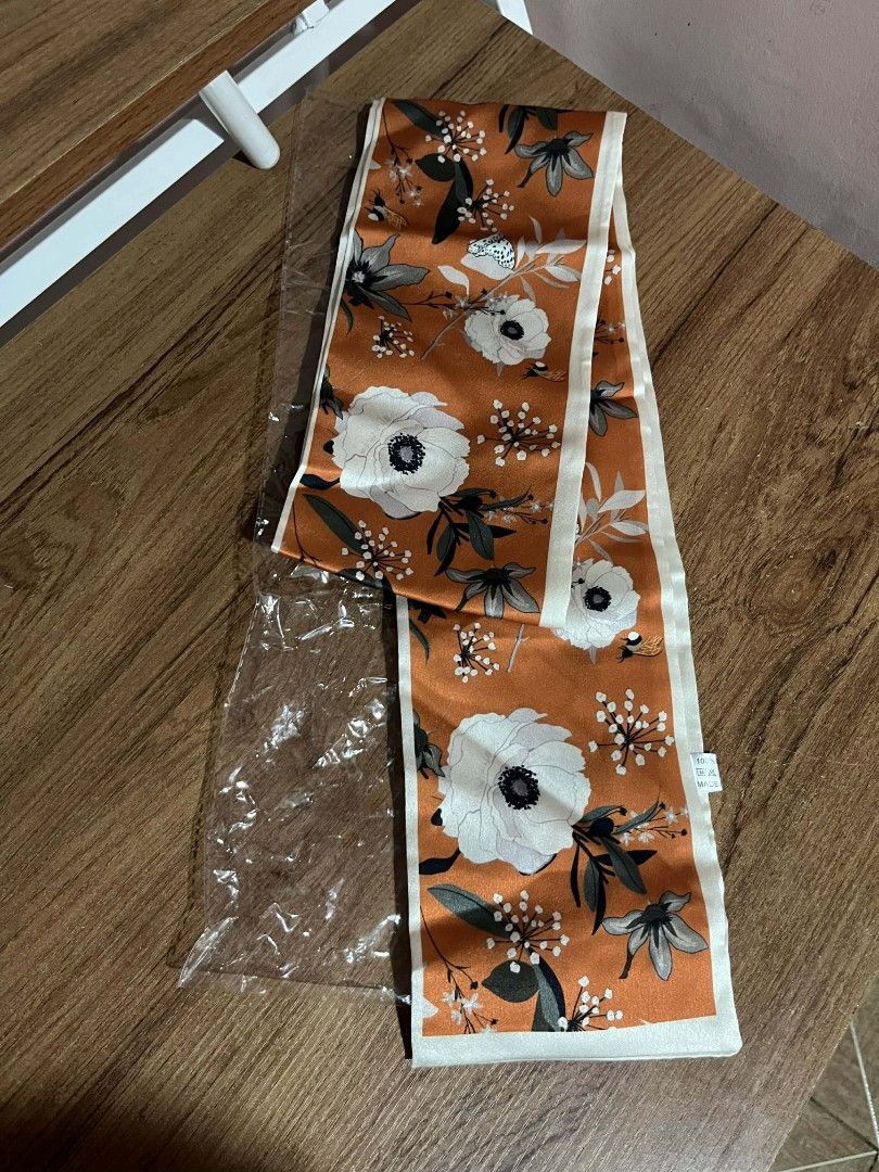 SALE! 50 PESOS EACH ALL ITEMS (Category: Announcements) located in Gapan. Submitted by lunashop14 (Listing ID 1437804309, Image 2). Description: SALE! 50 pesos each all items brand new all items pm sa interested.