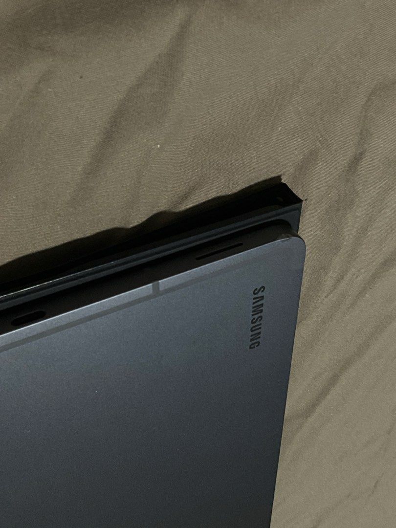 SAMSUNG S10 LITE (Category: Laptops & Notebooks) located in Manila. Submitted by twtmstm28171 (Listing ID 1437808848, Image 3). Description: -Issue: small dents on the pic -(Receipt on the pic) -Like new, only use for notes. Paper like screen protector.