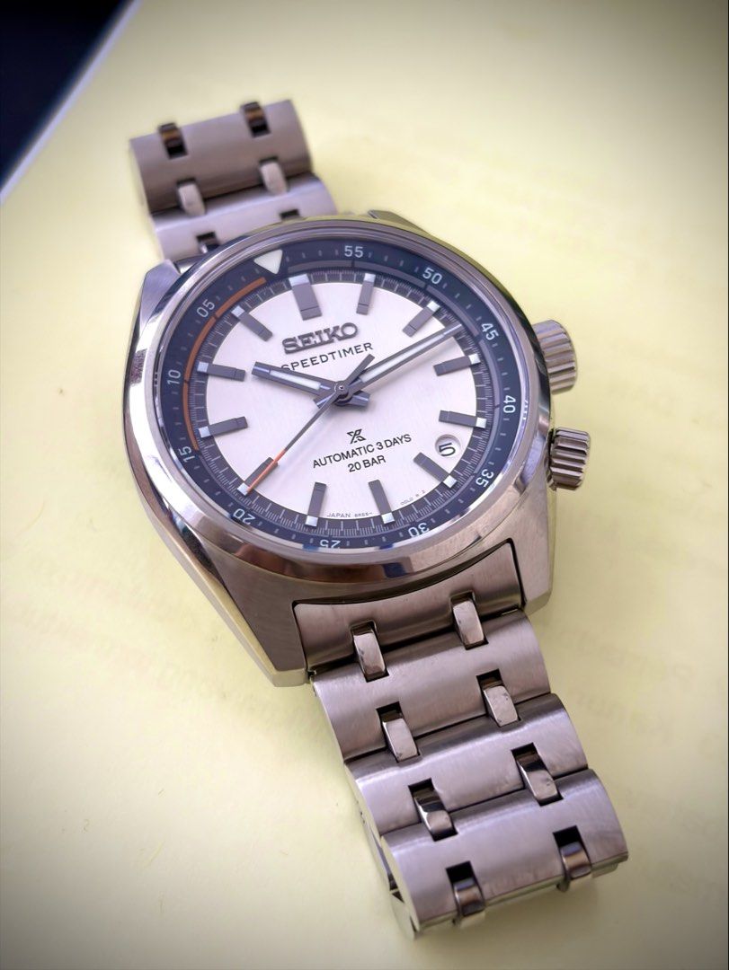 Seiko Speedtimer Automatic watch (Category: Watches) located in Kuala Lumpur. Submitted by rayyanz (Listing ID 1437913048, Image 1). Description: - Seiko Speedtimer Automatic Watch - White dial with date display - Stainless steel bracelet - Water resistant to 20 bar - Features a chronograph-style bezel -Full set -Purchase May 2026.