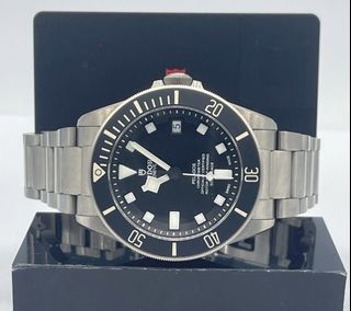 (Category: ) located in . Submitted by sgwatchhub_sg (Listing ID 1437901912, Image 1). Description: .