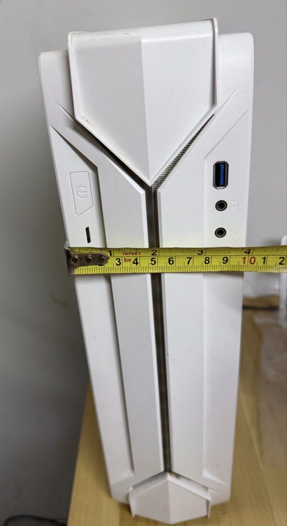 Slim ITX case Silverstone RVZ03 + Corsair SF600 PSU