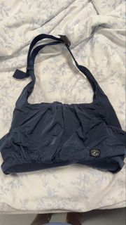 （分類：）位於 。 由 rainychungs 提交（商品編號 1437885792，圖片 1）。簡介： 。