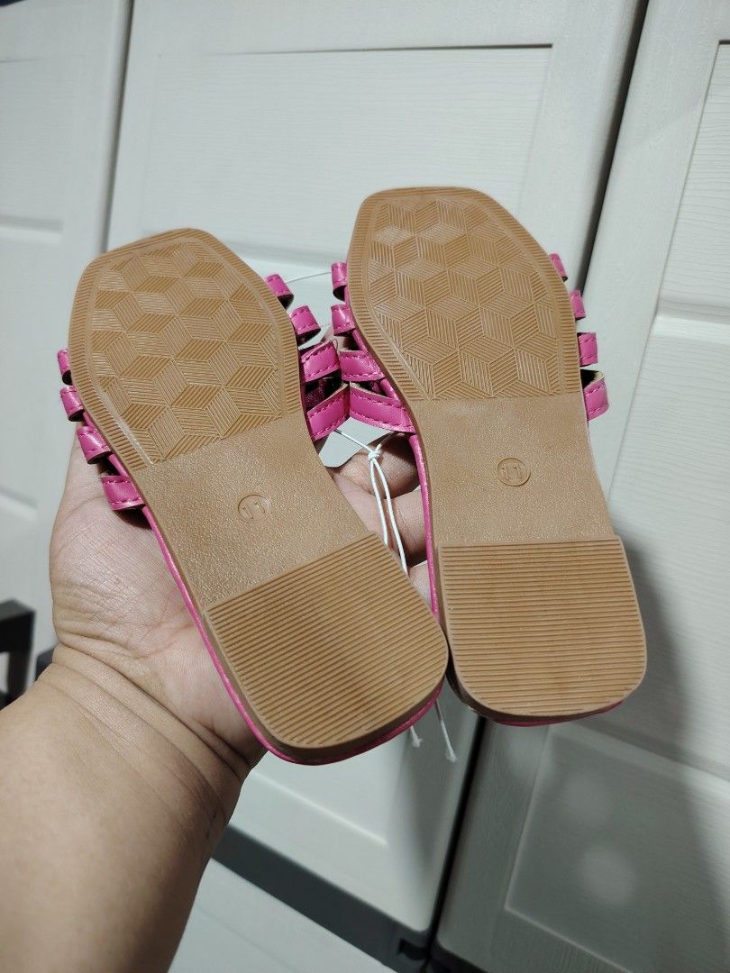 Sugar Kids Pink Sandals (Category: Babies & Kids Fashion) located in Manila. Submitted by fheyyy_02 (Listing ID 1437884832, Image 2). Description: - Sugar Kids sandals - Bright pink color - Square toe - Strappy upper - Light brown soles - New with original tag - Great for adding color to your look.