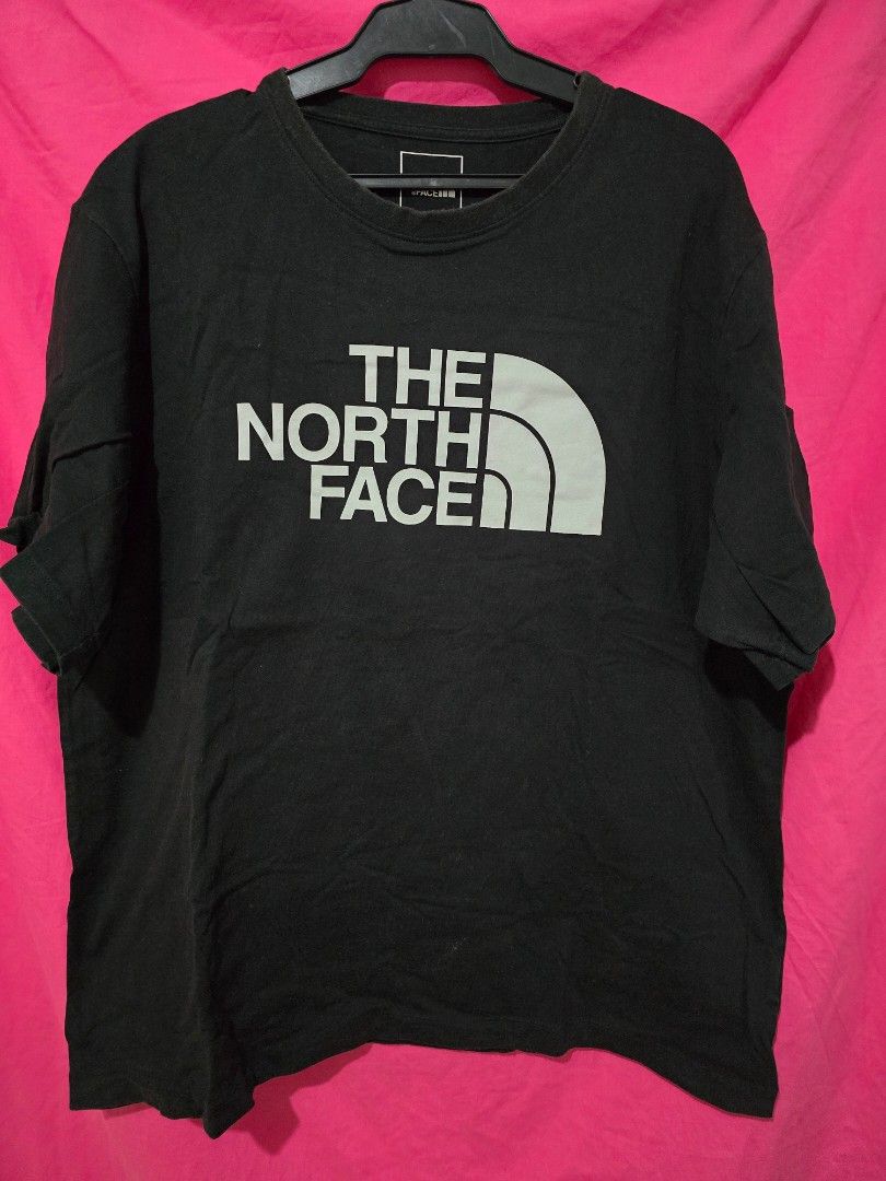 The North Face Black T-Shirt (Category: Tshirts & Polo Shirts ) located in Quezon City. Submitted by smallblackant (Listing ID 1437801846, Image 1). Description: 24x30 sf c/o buyer .
