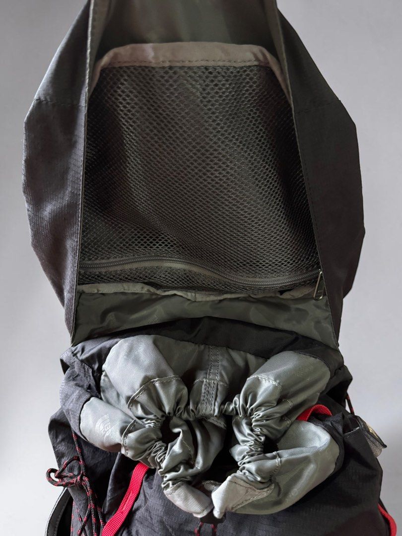 TNF Backpack (Category: Backpacks) located in Sablan. Submitted by bag-a-holic.bygaile.ph.2.0 (Listing ID 1437936782, Image 3). Description: .