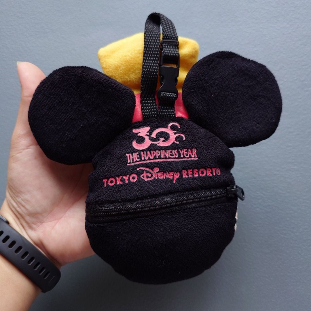 Tokyo Disney Resort 30th Anniversary Mickey Mouse face pouch plush (Category: Fan Merchandise) located in Pasig City. Submitted by toy_kwinndom (Listing ID 1437906025, Image 2). Description: .