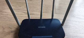 TP-Link Wireless Router460209853626460160