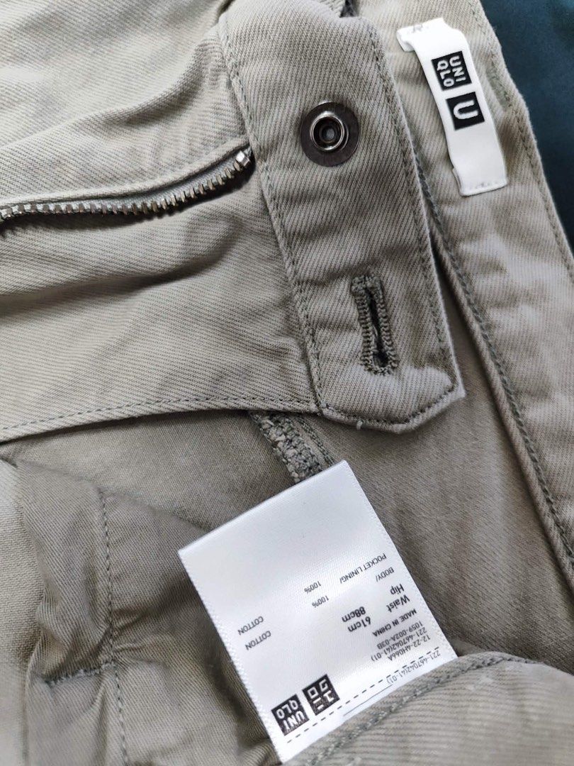 Uniqlo pants straight cut - size 24 (Category: Other Bottoms) located in Muntinlupa City. Submitted by azaelx13 (Listing ID 1437899076, Image 2). Description: Shipping fee shouldered by buyer Item location: Alabang Muntinlupa City .