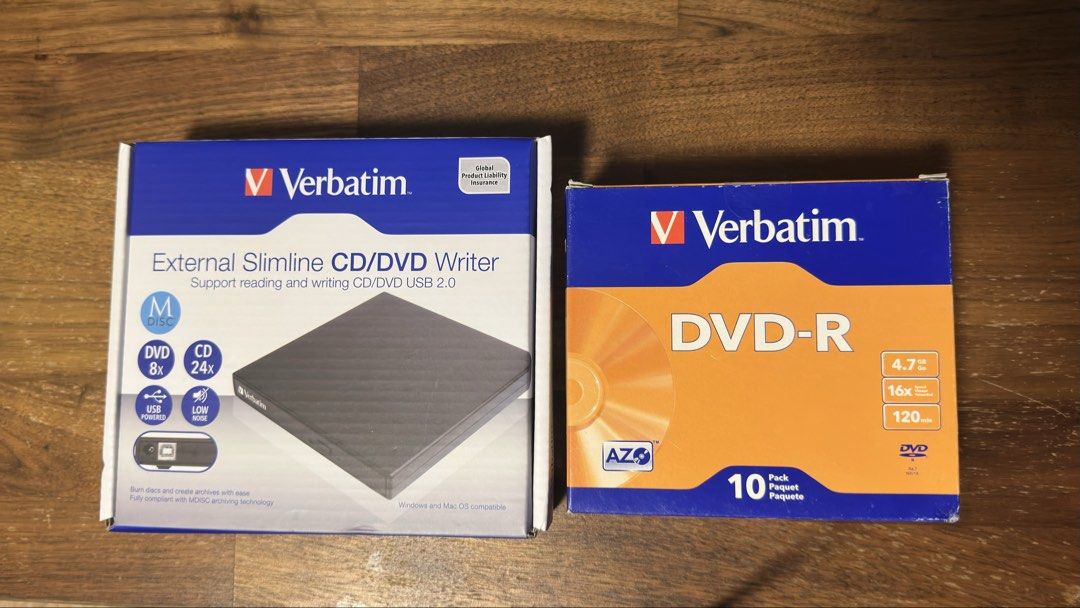 Verbatim External Slimline CD/DVD Writer (USB 2.0)