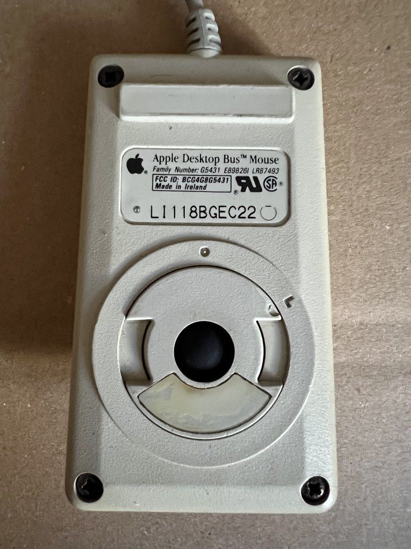Vintage apple macintosh mouse454013262097950721