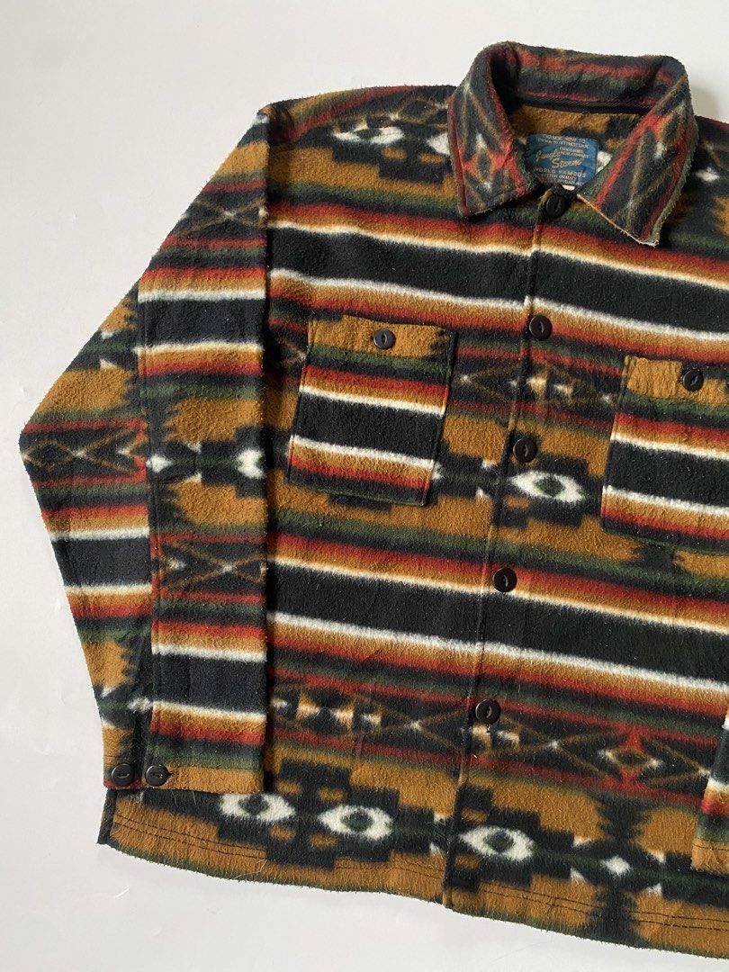 Vintage Jungle Storm Navajo Fleeced Jacket (Category: Coats, Jackets and Outerwear) located in Baguio. Submitted by the_gunstore (Listing ID 1437894184, Image 3). Description: Size tagged: Issue: None Width:25 Length:27.5 Shoulder:22 Sleeve:22.5.