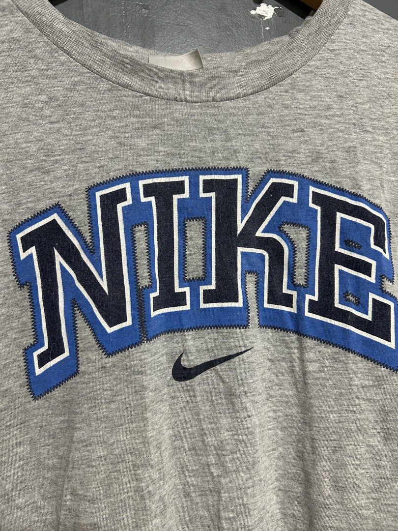 Vintage Nike Spellout Shirt (Category: Tshirts & Polo Shirts ) located in Tarlac. Submitted by nothingbutlesthrift (Listing ID 1437936023, Image 3). Description: Stains, cracks ₱250 XL.