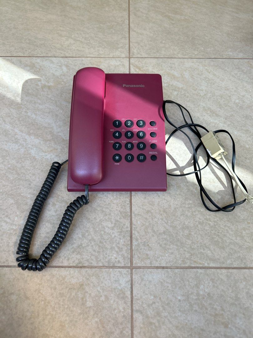 Vintage phone453898411222640640