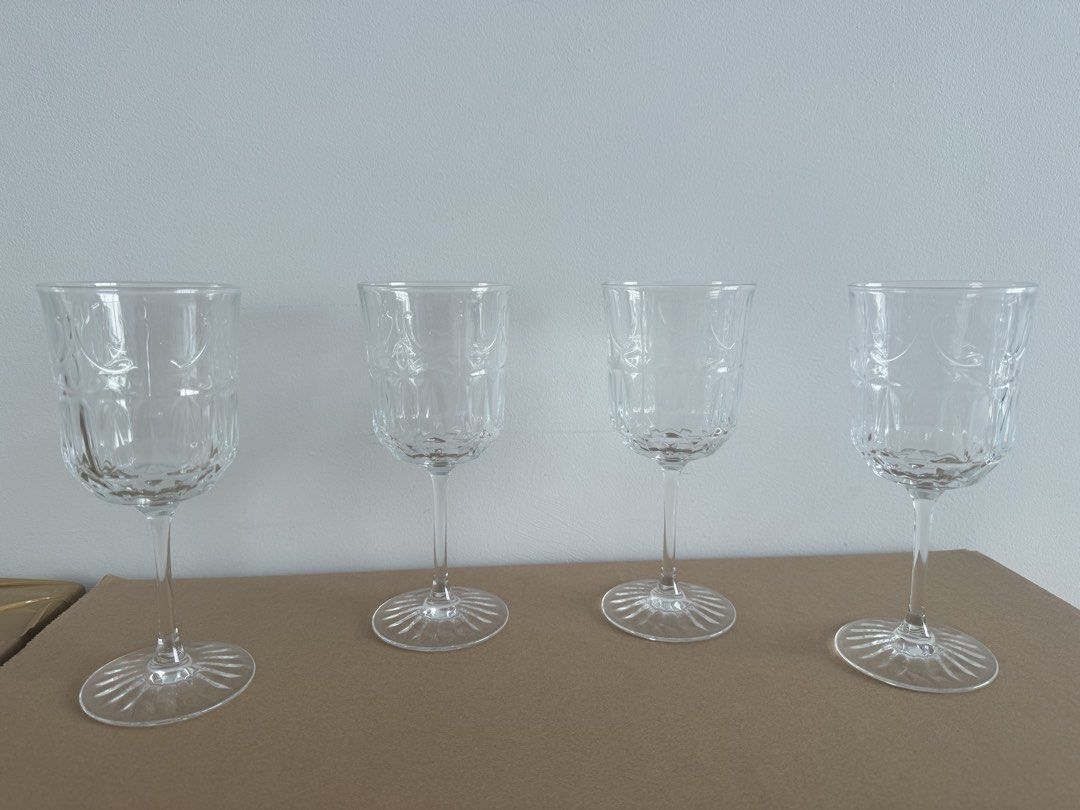 Wine Glasses (assorted)453964060363991040
