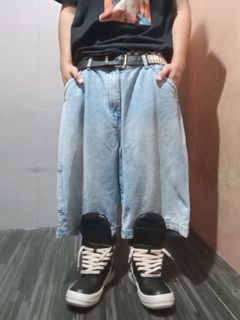 (Category: ) located in . Submitted by margiela (Listing ID 1437885900, Image 1). Description: .