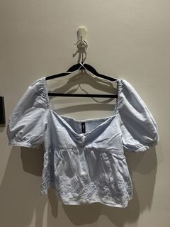 (Category: ) located in . Submitted by blues.clothes (Listing ID 1437900770, Image 1). Description: .