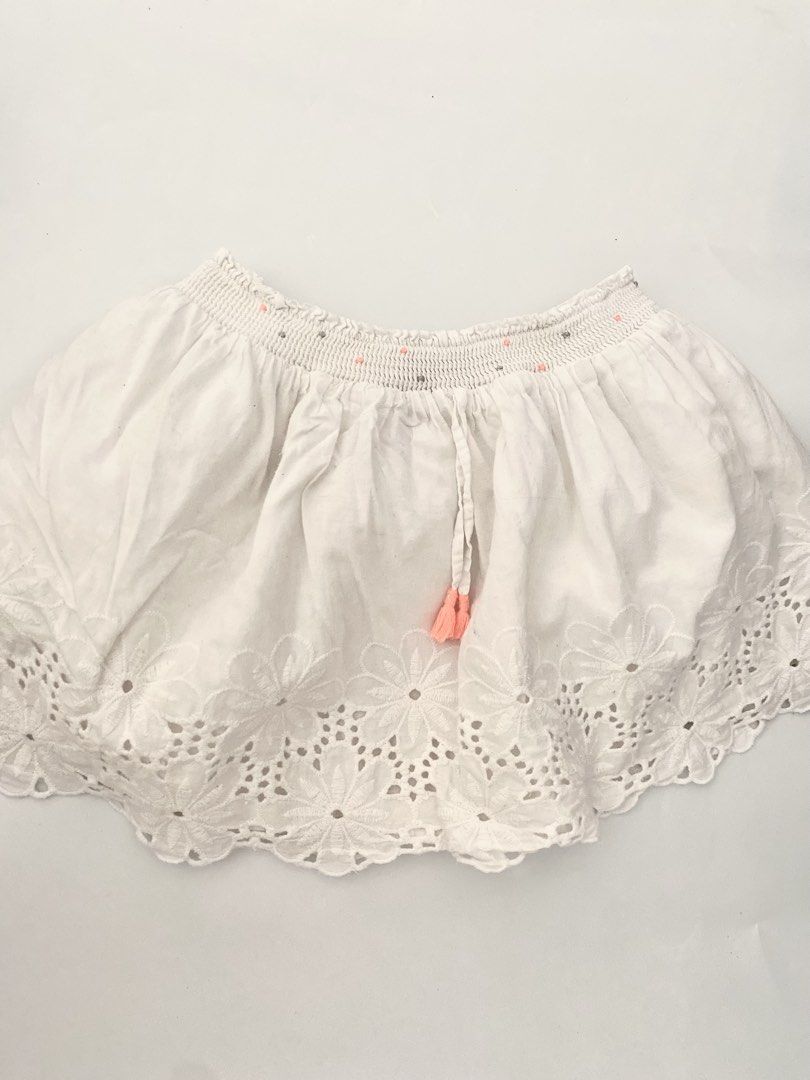 Zara Skirt (Category: Babies & Kids Fashion) located in Subic. Submitted by merge024 (Listing ID 1437897579, Image 1). Description: 3-4T on tag EUC.