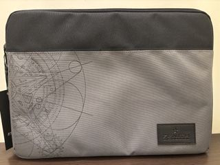 Zenith Laptop Case460284134530099200
