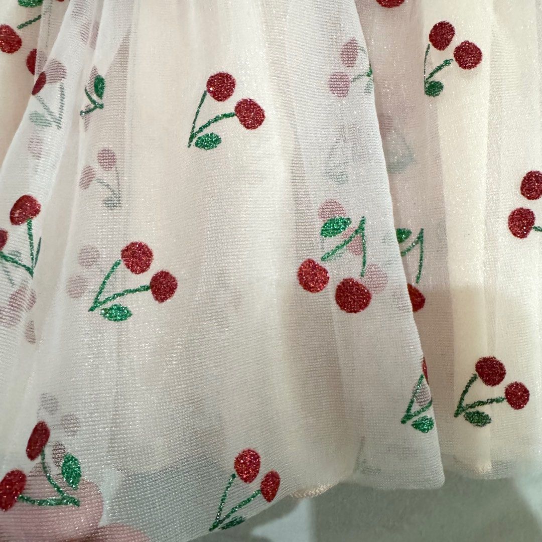 1-2T H&M Cherry Print Dress Costume (Category: Babies & Kids Fashion) located in Pasig City. Submitted by speciallyselected (Listing ID 1437953305, Image 3). Description: - H&M dress for baby girls - Pink long-sleeved top with white collar - Cherry applique detail - Layered tulle skirt with cherry print - Size: 18 months to 2 years old - Perfect for your little one!.