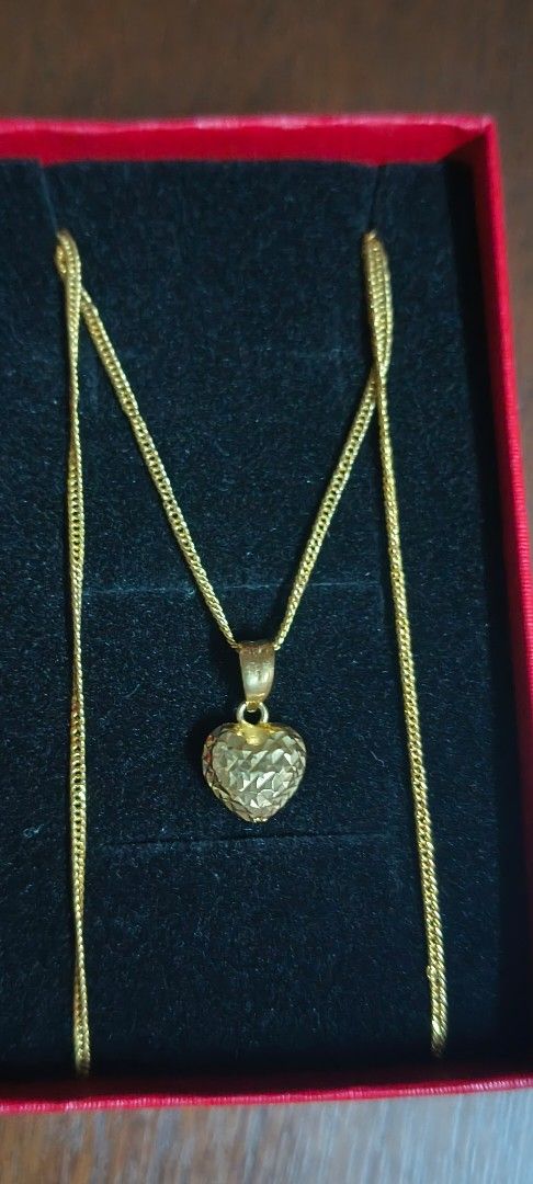 18K Gold Heart Necklace (Category: Necklaces) located in Pasig City. Submitted by lfboutique (Listing ID 1438014011, Image 3). Description: - 18K Solid Gold Chain 1.51g - Faceted Heart Pendant - Lightweight & Comfortable - Perfect for Everyday Wear - Timeless Design - Comes with box pasig loc no cod.