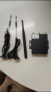 4G Router with Antennas460531483793827840