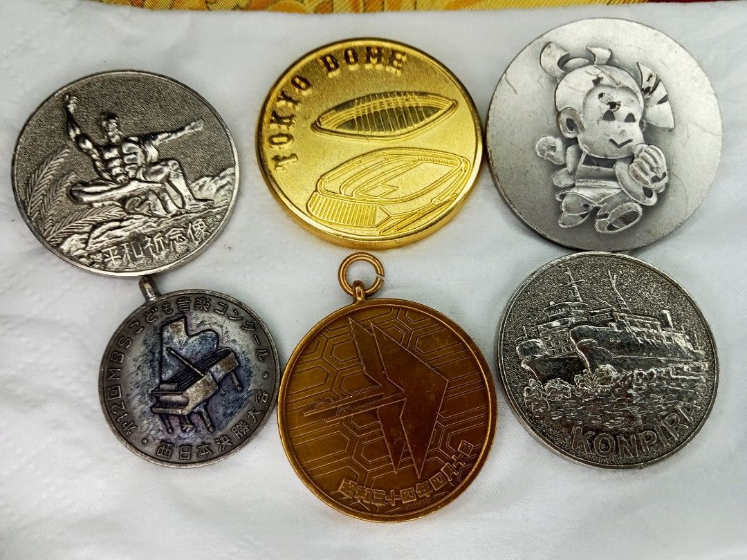 6 pcs. Take all (Category: Vintage Collectibles) located in Davao. Submitted by kimpoycaye62726 (Listing ID 1438102801, Image 1). Description: from Japan 🇯🇵 surplus.