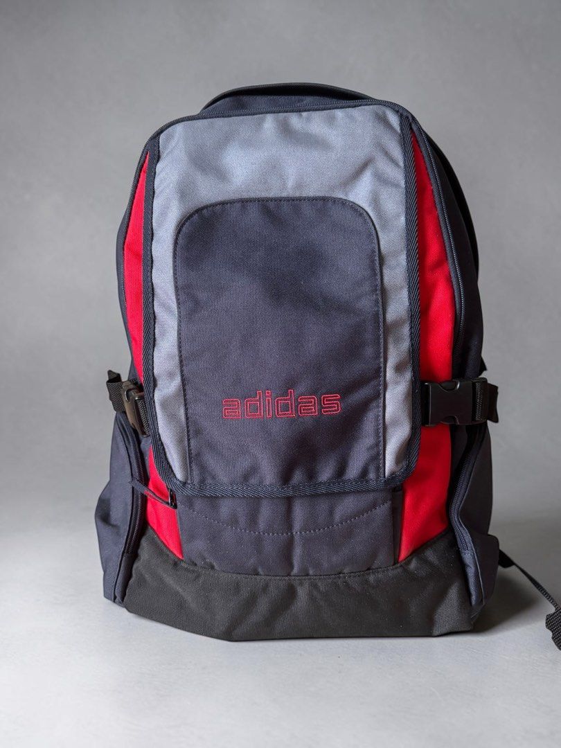 Adidas Backpack (Category: Backpacks) located in Sablan. Submitted by bag-a-holic.bygaile.ph.2.0 (Listing ID 1437937684, Image 1). Description: 2nd main zip not working na po .. natangalan n zipper as seen sa pic paluge price na po please no tawad na po 😭.
