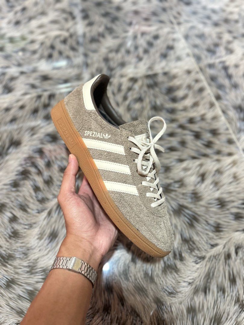 ADIDAS SPEZIAL EARTH STRATA (Category: Sneakers) located in Baguio. Submitted by Rdrobe (Listing ID 1438065568, Image 3). Description: SZ 10.5 US 28.5 CM EXCELLENT CONDITION PAIR ONLE.