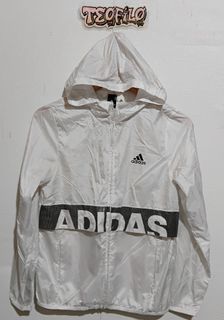 (Category: ) located in . Submitted by teofilo-thrifted (Listing ID 1437984389, Image 1). Description: .