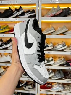 (Category: ) located in . Submitted by soletrip_footwear_trading (Listing ID 1438032832, Image 1). Description: .