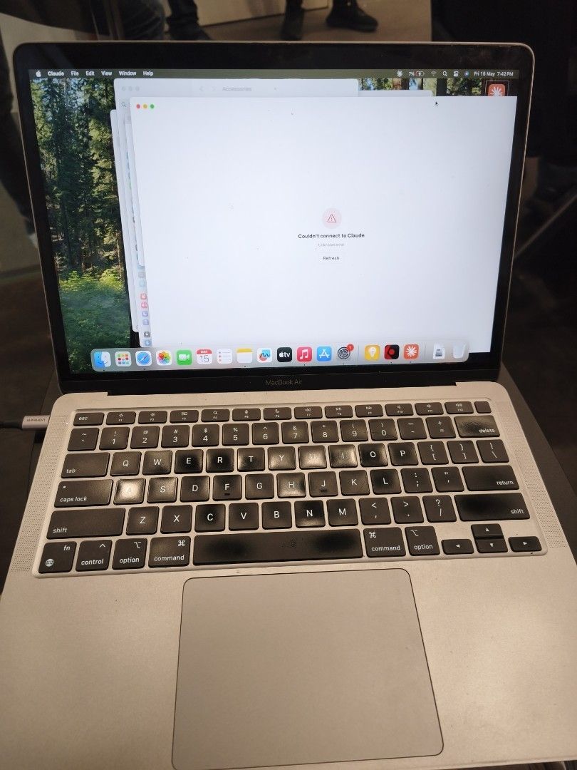 Apple MacBook Air M1 2020 everything working454953871323310081
