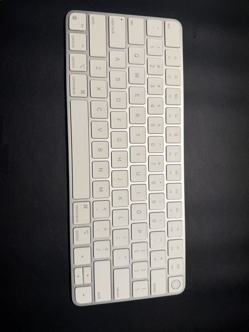 Apple Magic Keyboard Touch ID-White454842102087034882