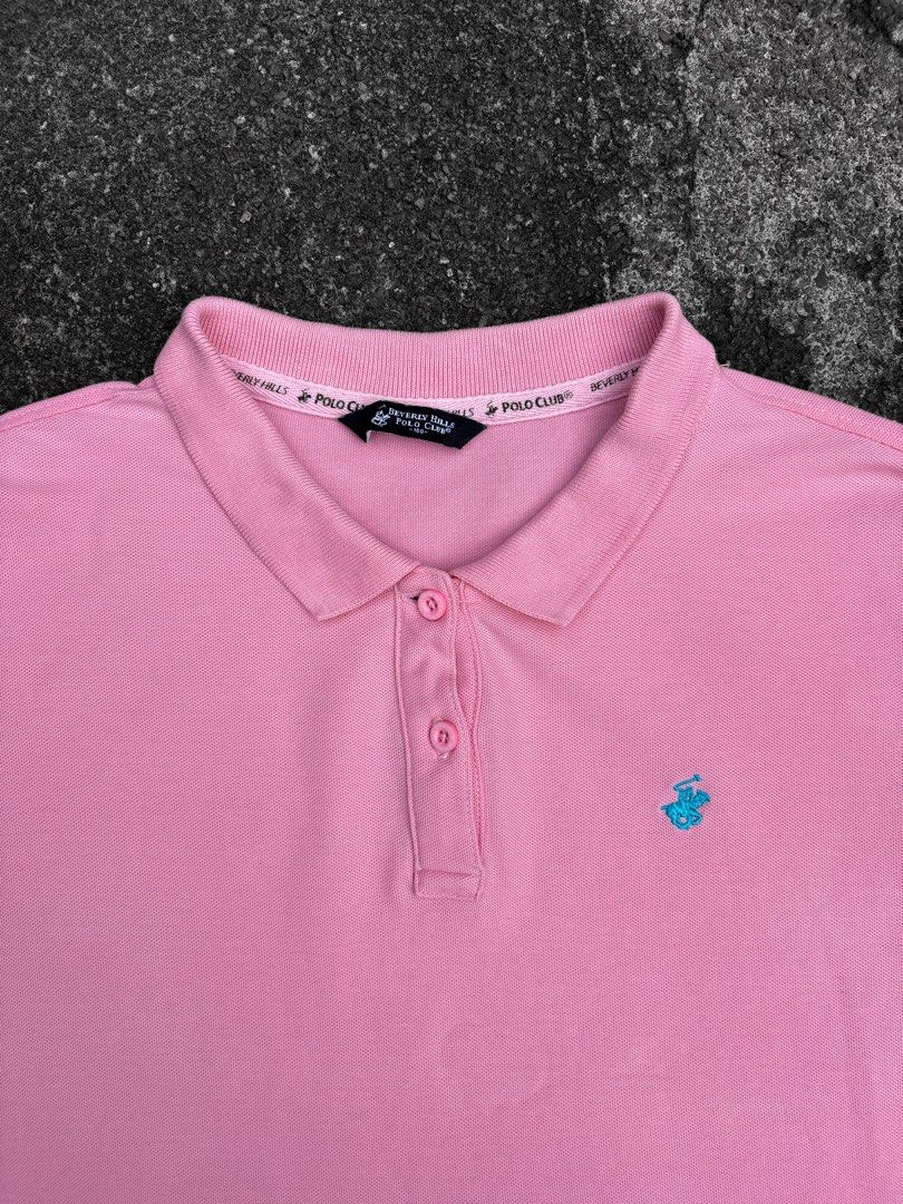 Beverly Hills Polo Shirt (Category: Formal Shirts) located in Kidapawan. Submitted by jhnbndct_ (Listing ID 1437961742, Image 3). Description: Beverly Hills Polo Shirt Medium Waist - 19in Length - 24in Condition - 10/10 Color rate - 10/10 Issue: None.