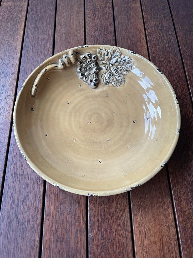 Big Beautiful Ceramic Dish 🍇455028569119795200