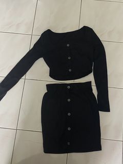 (Category: ) located in . Submitted by luxeforher (Listing ID 1437972739, Image 1). Description: .