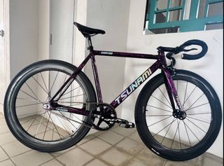 (Category: ) located in . Submitted by bikehorizon (Listing ID 1438107505, Image 1). Description: .