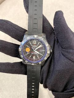 (Category: ) located in . Submitted by watchluxury888 (Listing ID 1438055134, Image 1). Description: .