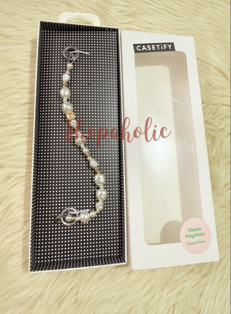 Casetify Charm Keychain Classic Pearl (Category: Mounts & Holders) located in Caloocan City. Submitted by shopaholic.nej (Listing ID 1438040564, Image 1). Description: Used for a few hours only. Can pass as new. Authentic. Original Price, 1790 📍North Caloocan 💰Gcash / Maribank (Seabank) 🚚 grab/lalamove/J&T (no shapi checkout) .